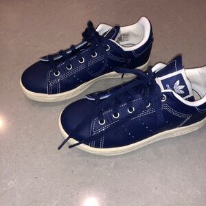 Adidas Stan Smith Girls Navy And White Sneakers size 11
